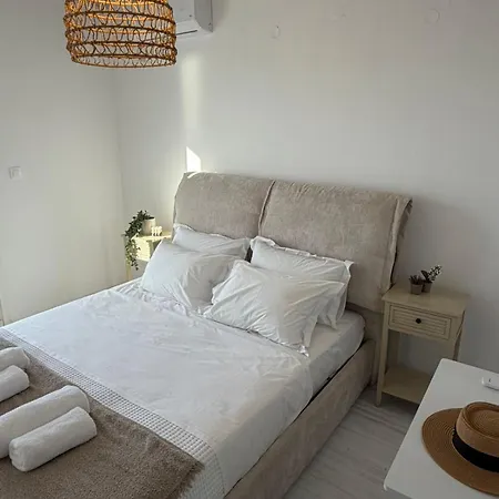 Luxury Living With Iconic Windmill & Sunset Views